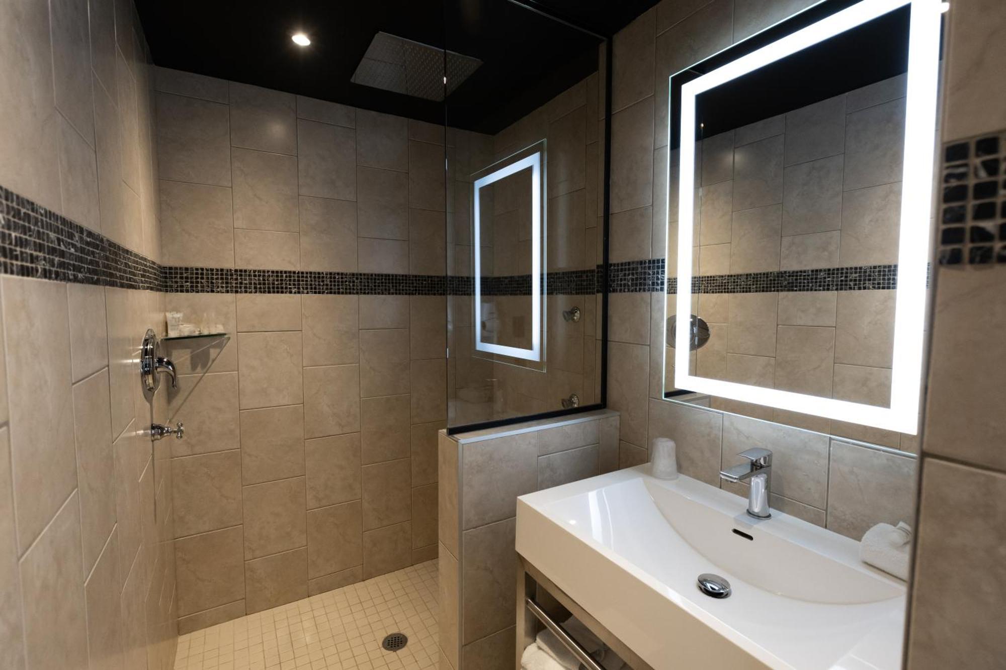 Hotel Le Chablis Cadillac — Photos 2